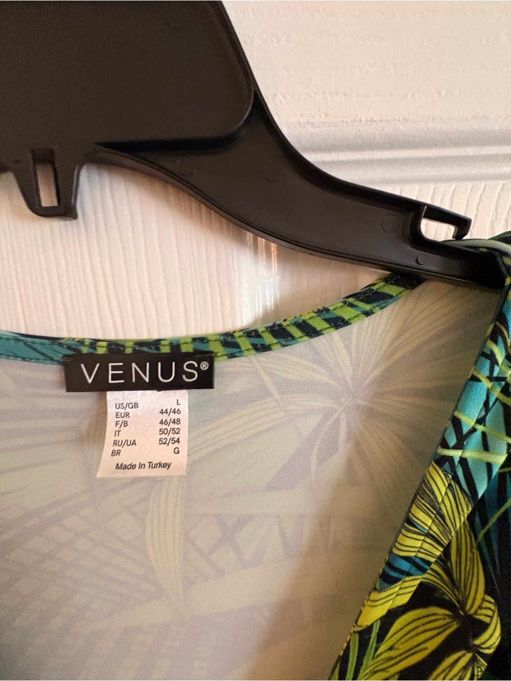 VENUS Green Tropical-Print Maxi Wrap Dress - Picture 5 of 10